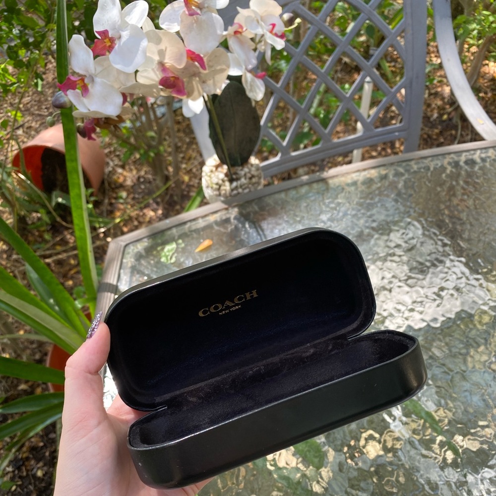 Coach Tortoise & Gold Logo Sunglasses - Picture 4 of 16